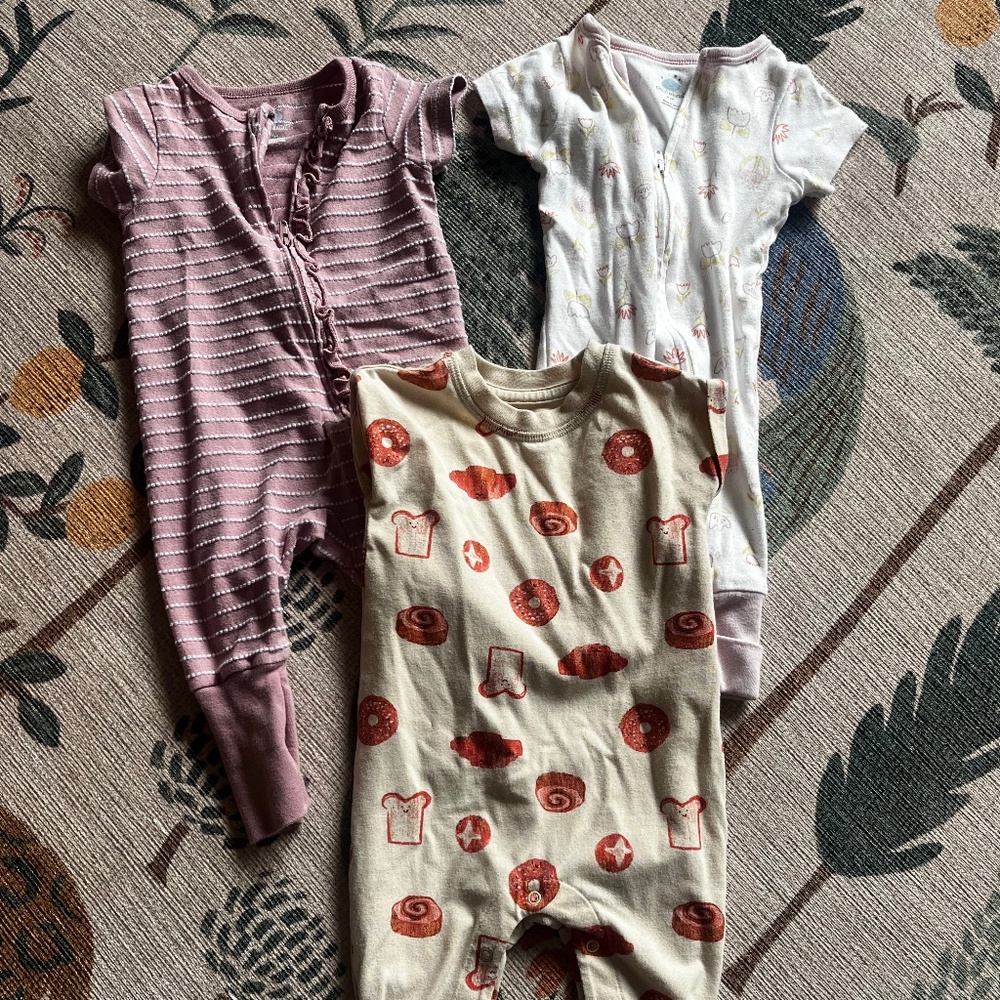 Short-sleeved 0-3 Outfits